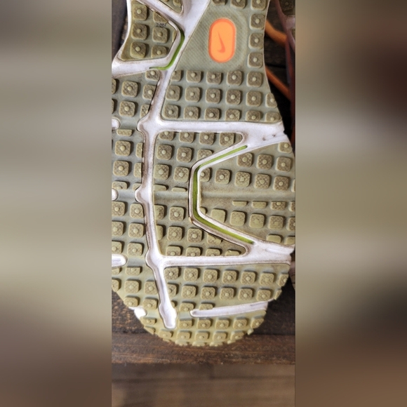 Womens Nike Sneakers - Picture 8 of 12